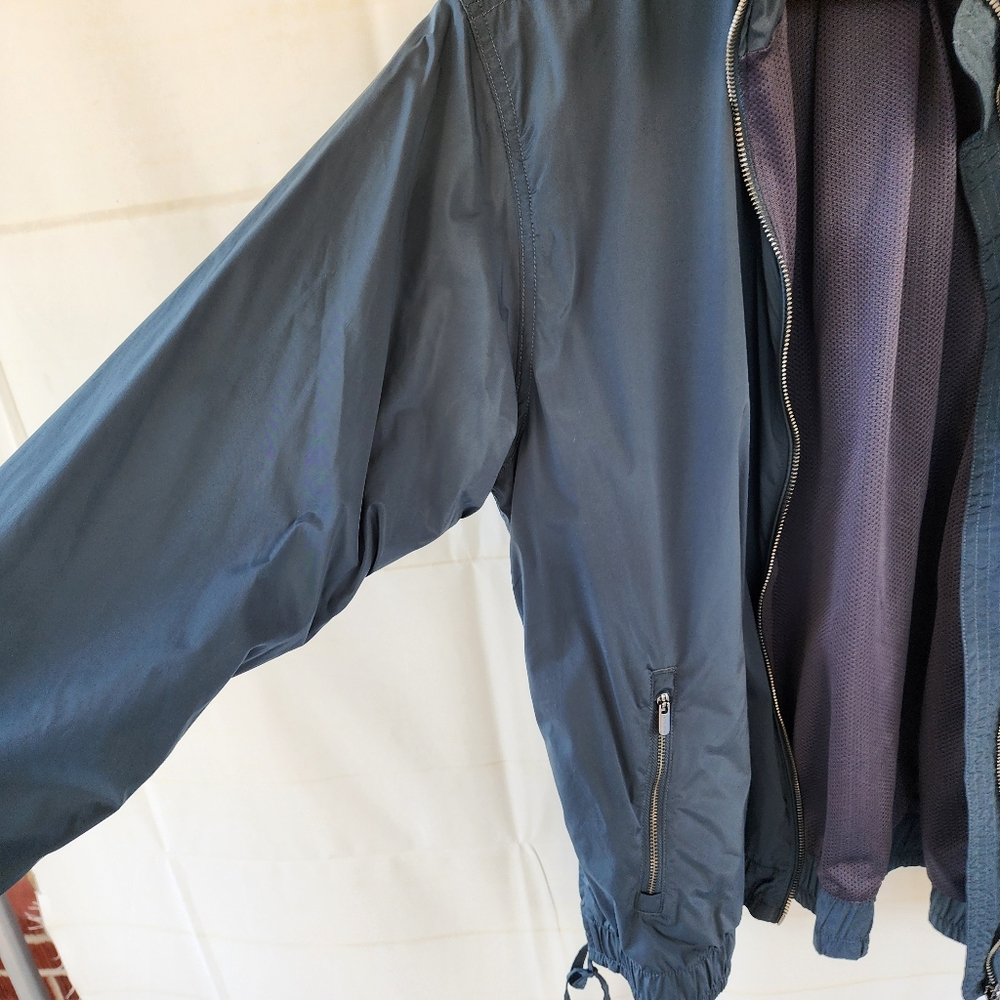 Athleta Windbreaker Jacket - Picture 4 of 10